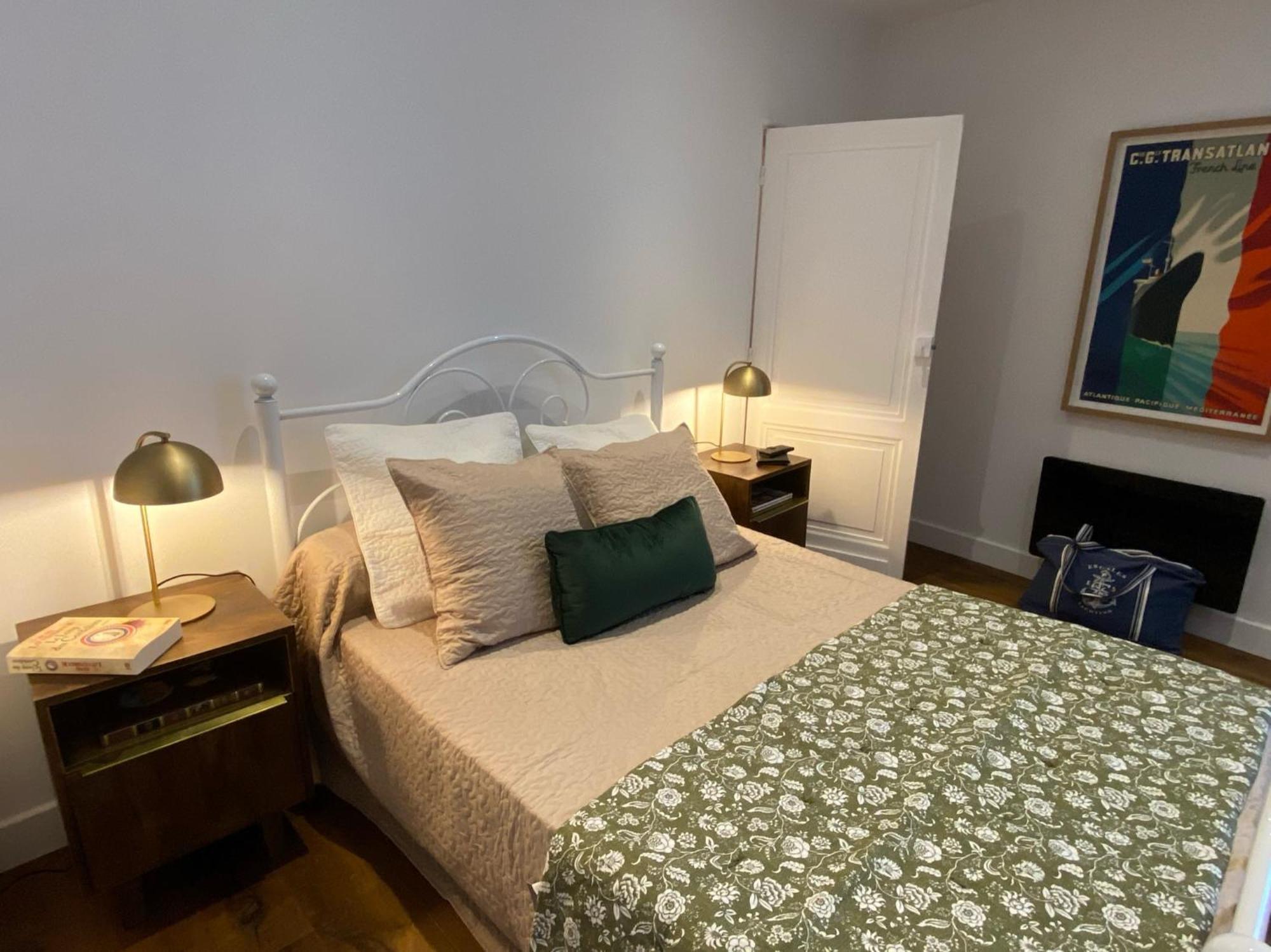 Le Prieure De Saint Pierre Bed & Breakfast ภายนอก รูปภาพ